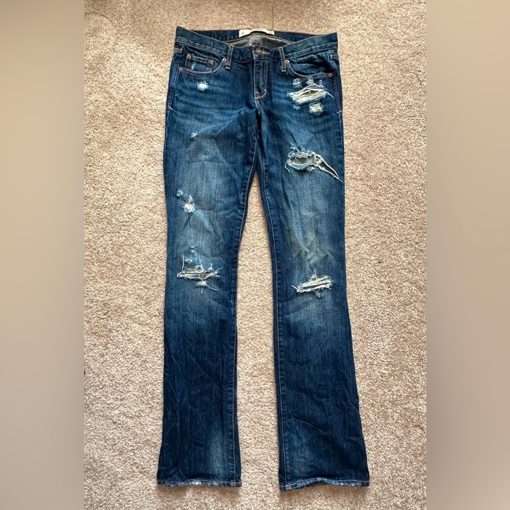 Abercrombie & Fitch ripped jeans flare “Emma” size 2L 26/35